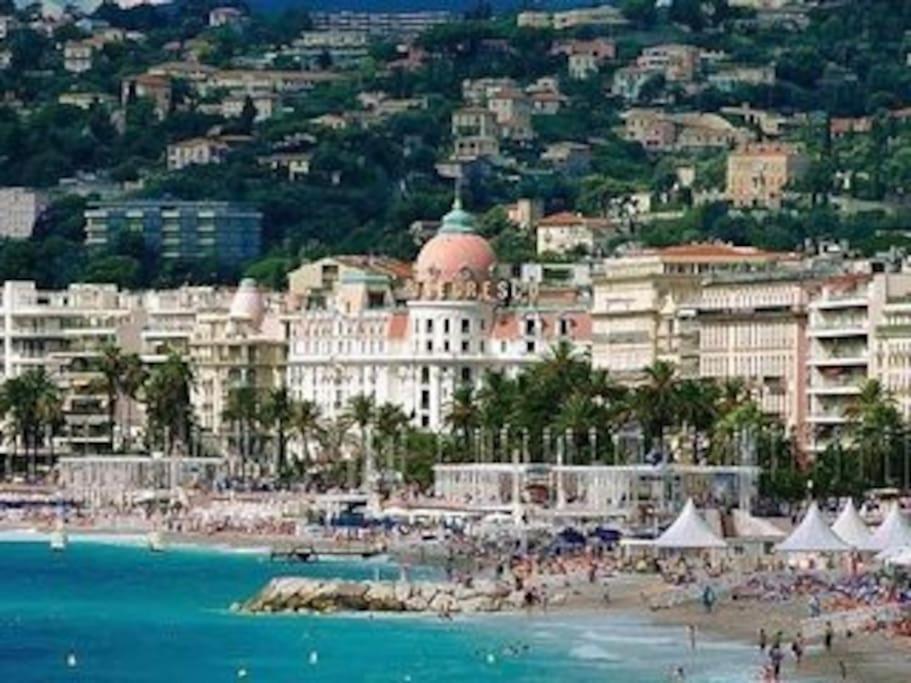Centre, Piscine, Intime, En Ancienne * Nice
