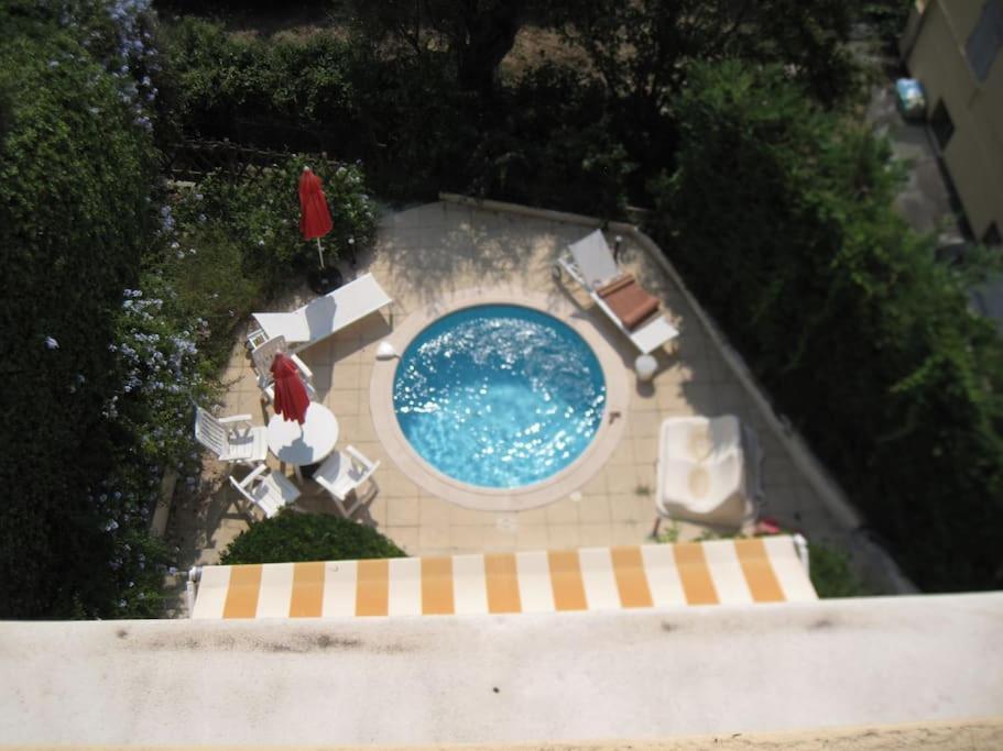 Appartement Centre, Piscine, Intime, En Ancienne *